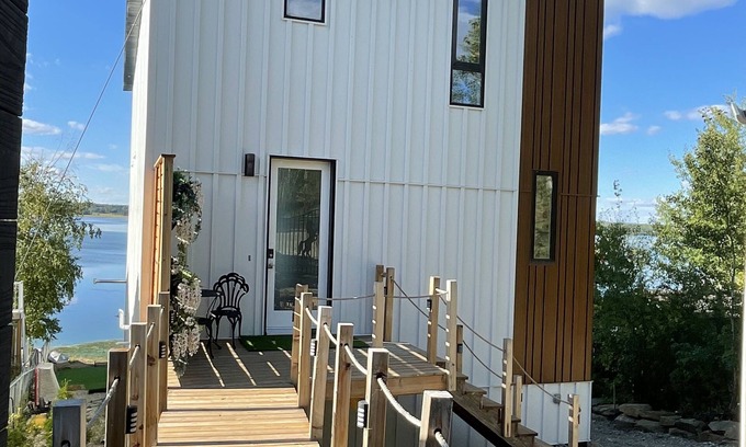 Silver Sands Cabin | Romantic Family Lake front Cabin getaway 45 min W of Edmonton. 5 star cabin.