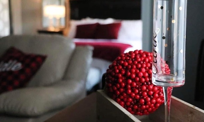 St. Joseph Apartment | Romantic king suite located 15 minutes from U of I