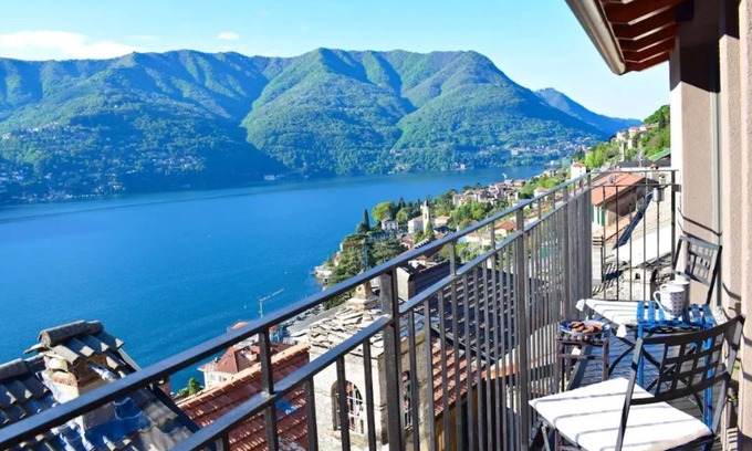 Laglio House | Romantic stone house with wide view of Lake Como and Villa Oleandra