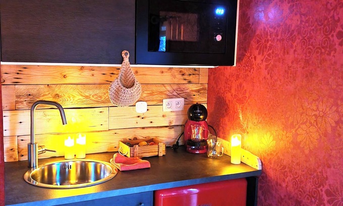 Verlaine Bed & Breakfast | Romantic wellness guesthouse with sauna, whirlpool and jacuzzi!
