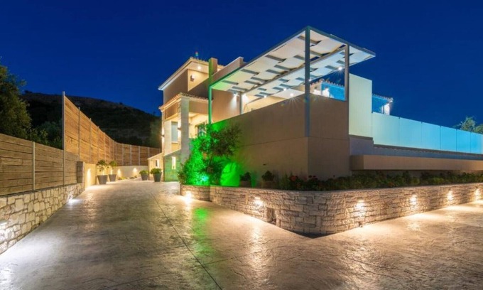 Kalamaki Villa | Romanza II Luxury Villa Leisure In Seclusion