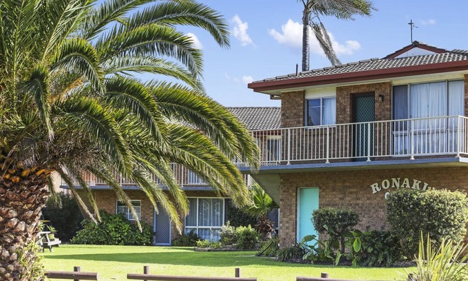 Merimbula Apartment | Ronaki Family Unit with WiFi