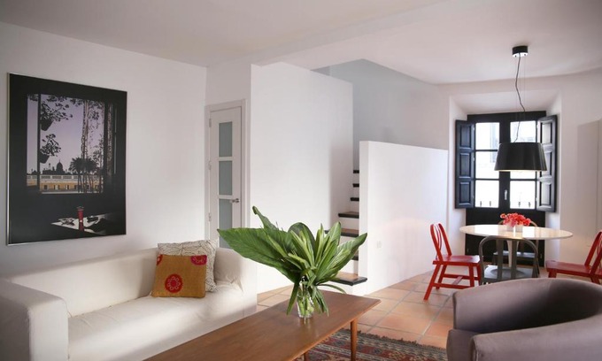 Old Town Apartment | RONDAPLACE APTO