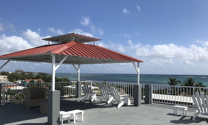 San Pedro Apartment | Roof top pool, 2 bedroom suite, fully equipped, amazing location! Great views!