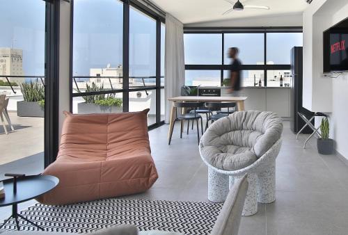 Haifa Apartment | ROOFTOP 42 - Penthouse