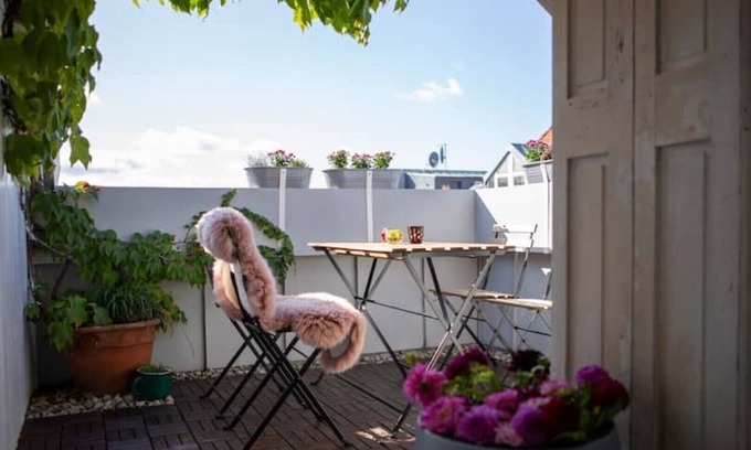 Innenstadt Apartment | Rooftop Arts & Crafts Apartment with 3 Terraces in Augsburg City