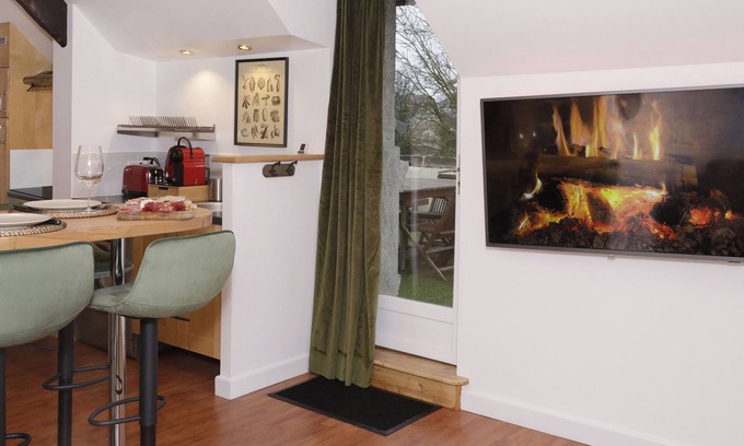 Senlis Apartment | Rooftop - Cosy Flat Jacuzzi Privatif Centre Senlis