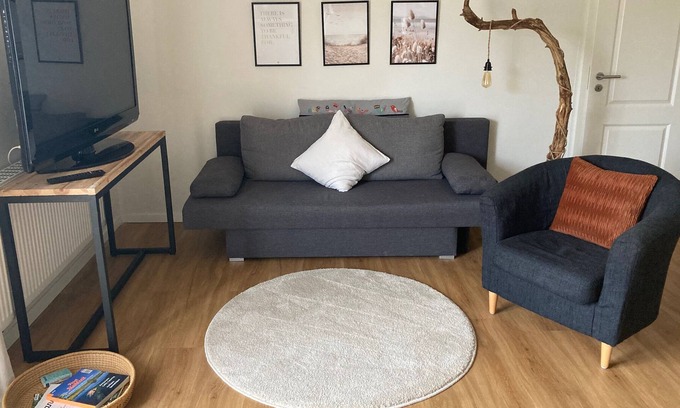 Winsen Apartment | Room 3 Make yourself comfortable in Winsen zw. Hamburg (30 min) and Lüneburg (20 min)