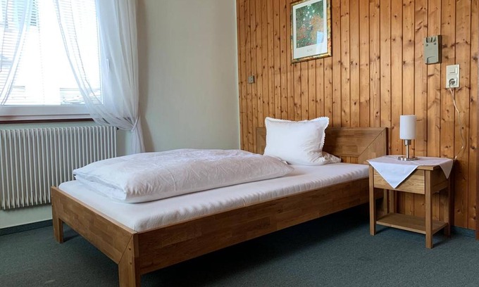 Nuertingen Apartment | Room 31