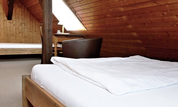 Nuertingen Apartment | Room 35