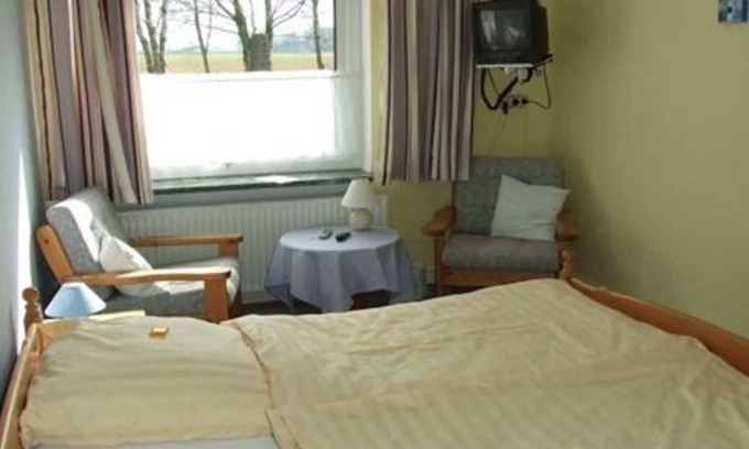 Friedrichskoog Bed & Breakfast | Room 7 double room - Bed & Breakfast behind the North Sea dike