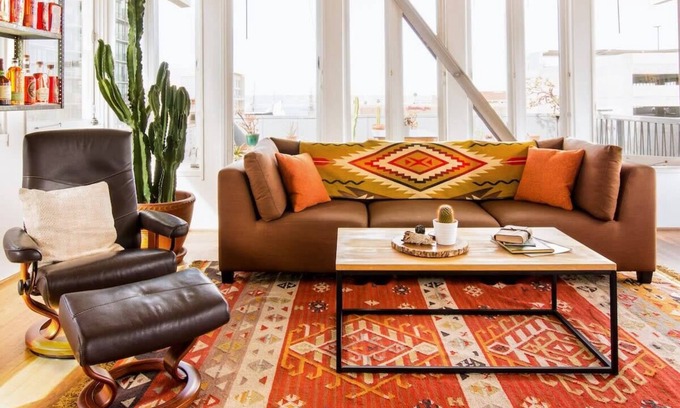 Little Italy Apartment | Room A at The Dutra Inn - Little Italy