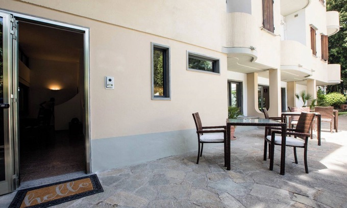 Ronchi Apartment | Room 'Doppia - Letti Singoli' with Shared Garden, Wi-Fi and Air Conditioning