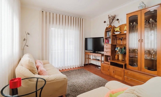 Apulia Apartment | Room 'Duplo Com Wc Privada' with Shared Garden and Wi-Fi