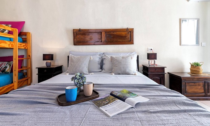 Lido Apartment | Room 'Favola' with Shared Terrace, Wi-Fi and Air Conditioning