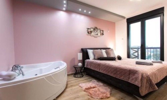 Subotica Apartment | Room Jacuzzi "ATHENA"