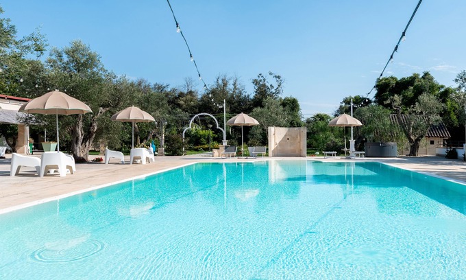 Castromediano Apartment | Room 'San Biagio - Superior 105' with Shared Pool, Wi-Fi and Air Conditioning