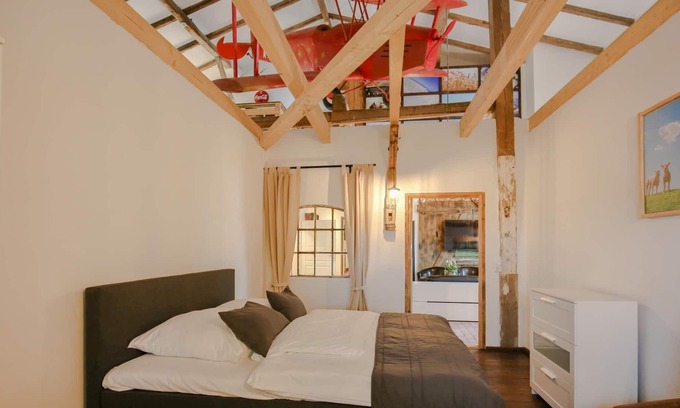 Friedrichsgraben Apartment | Room Stuuv dree in Friedrichsgraben for up to 2 people