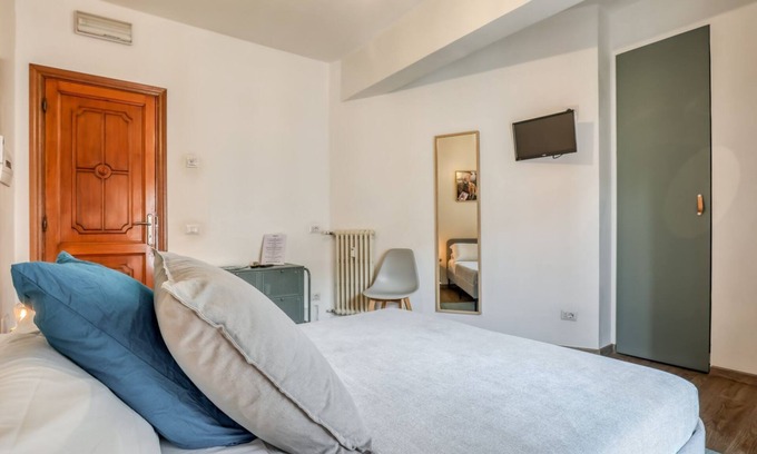 Cinecitta Bed & Breakfast | Room Totò - Rome Cinecittà