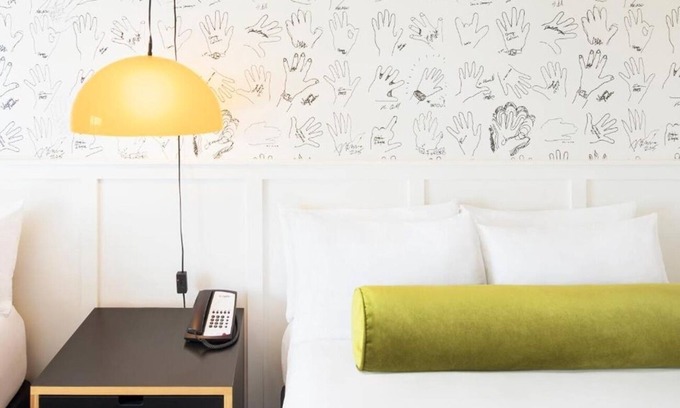 Venice Hotel | Room w/Balcony Over Venice Streets | Rooftop | Free Breakfast | City View