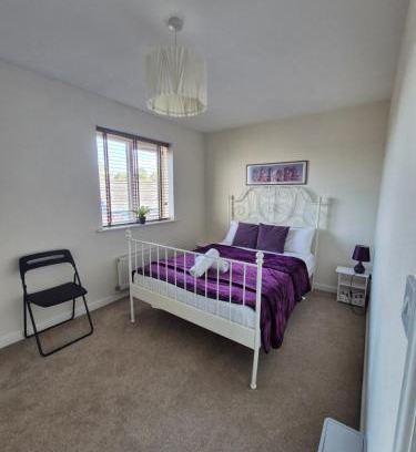 Wolverhampton House | Rooms in Beautiful Home in Wolverhampton!