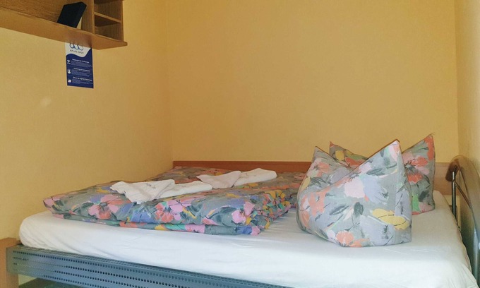 Hoyerswerda Cottage | Rooms - Pension Henze