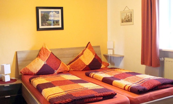 Bad Windsheim Cottage | Rooms - Pension Pastoriushaus