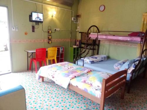Kampung Ru Muda House | Roomstay Nina Marang Pulau Kapas