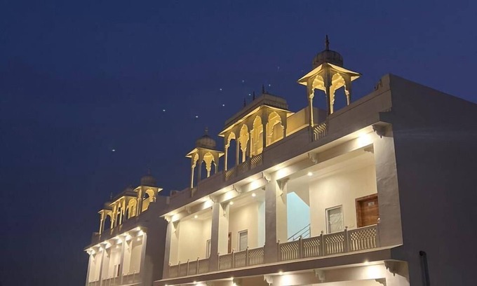 Kalwad Kalan and Khurd Hotel | Roop Garh Palace