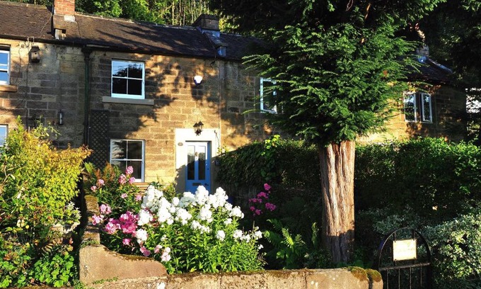 Matlock House | Rose Cottage