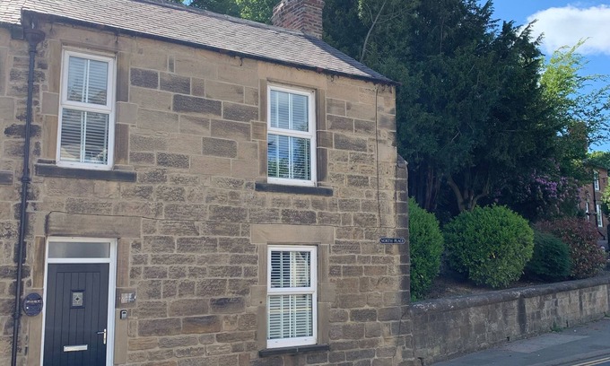 Morpeth House | Rose Cottage - Hot Tub - Town Centre
