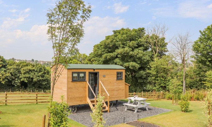 Illogan House | Rose