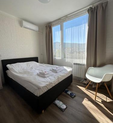 g.k. Strelbishte Apartment | Rose's apartment - South park, Free Parking, Mountain View, self check-in, close to metro, stores, family-friendly
