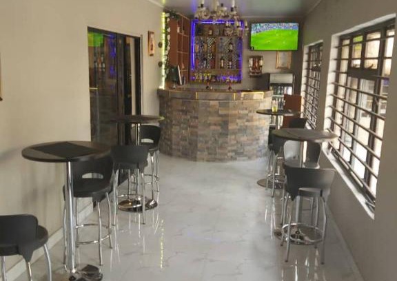 Lusaka Bed & Breakfast | Rosebel Garden lodge - Villa Corner