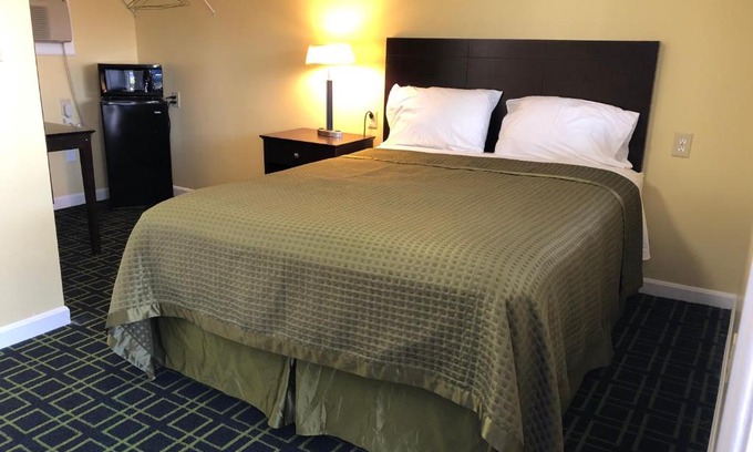 East Wareham Hotel | Rosewood Motel