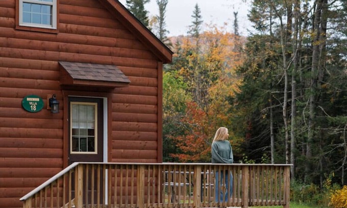 Bethlehem Cabin | Rosewood Villa, Brand new 2 bedroom log cabin!