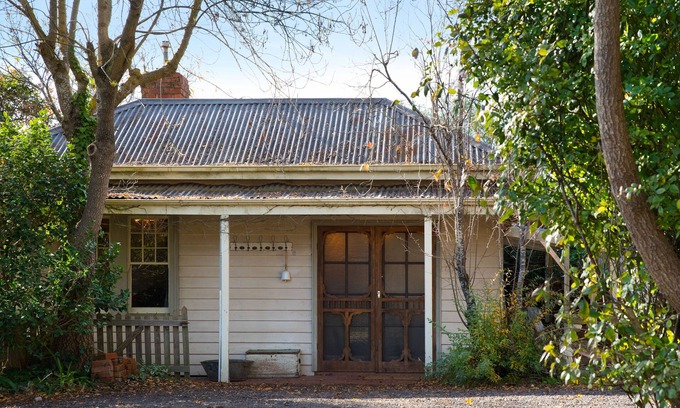 Daylesford House | Rosey Knoll Cottage 4 beds with Outdoor Fire