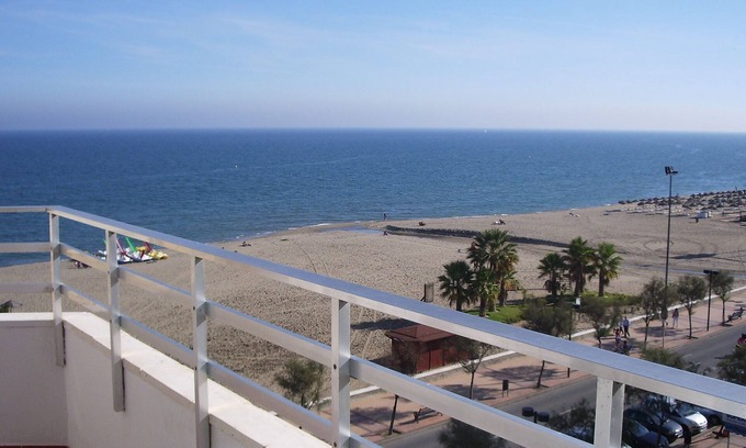Torreblanca Apartment | ROUND 3 -42