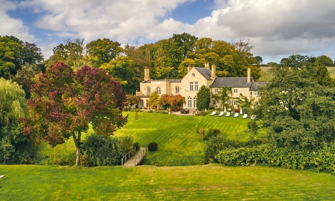 Christchurch Apartment | Roupel Estate - Luxury Cottages