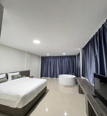 Phen Hotel | Royal Creek Golf Club And Resort