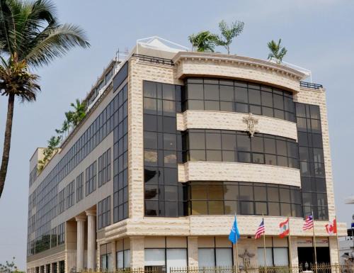 Monrovia Hotel | Royal Grand Hotel