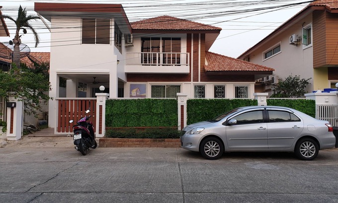 Jomtien Villa | Royal Heritage 4 Bedroom Pool Villa