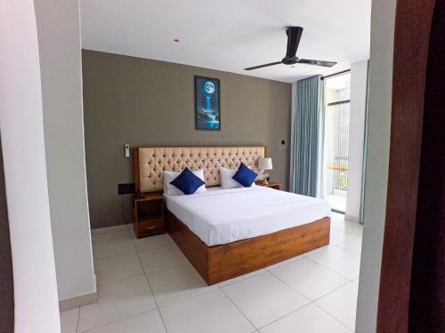 Galagedara Hotel | Royal Lion Hotel - Kandy Road, Galagadara
