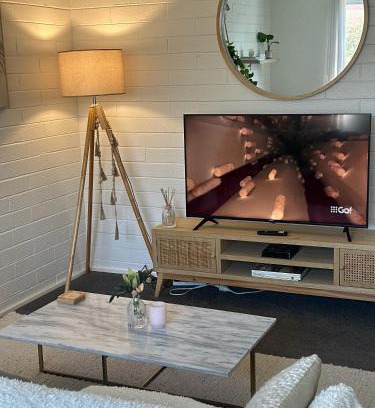 Brunswick Apartment | Royal Park Retreat