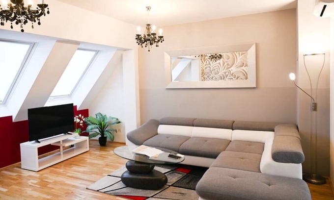 Leopoldstadt Apartment | Royal Residence Leopoldstadt
