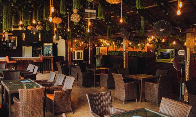 Oshodi-Isolo Hotel | Royal Rex Hotels & Spa