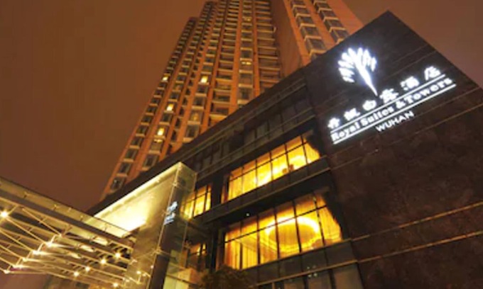 Jiang'an District Hotel | Royal Suites & Tower