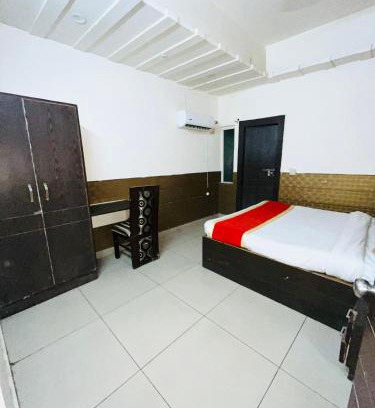 Dhanauli Hotel | Royal Taj view