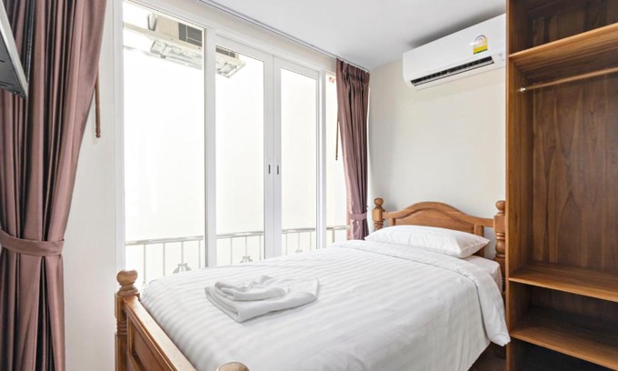 Banglamphu House | Royale 8 Ville Guest House