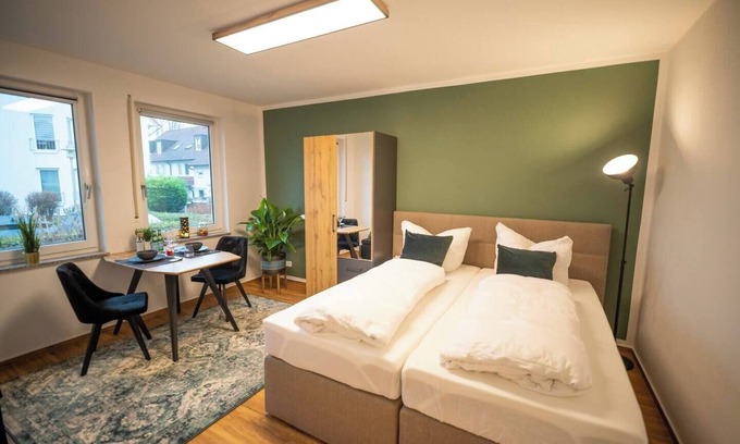Ottersleben Apartment | RR | Cozy Apartment | Parking | Kitchen | WIFI